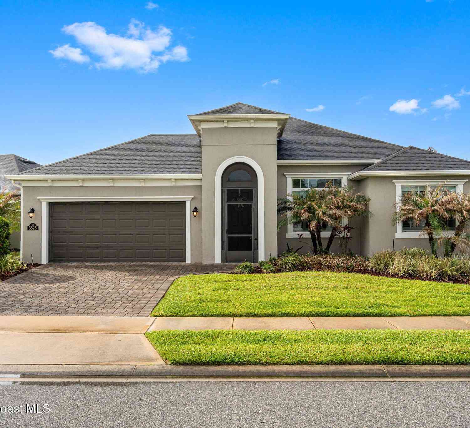 Homes For Sale - 3825 Archdale Street<br/> Melbourne, FL 32940