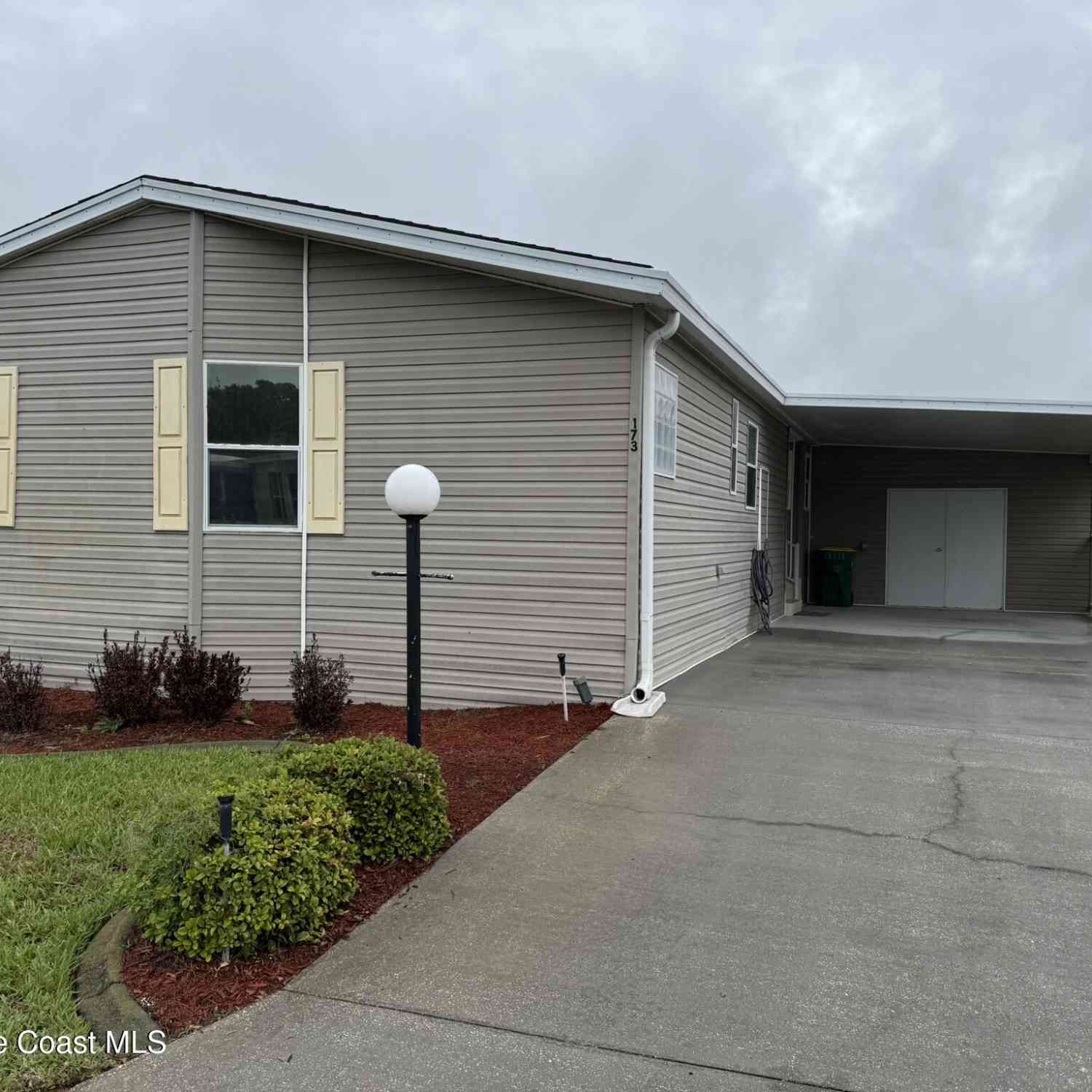 Mobile Home For Sale - 173 Scenic Drive<br/> Cocoa, FL 32926