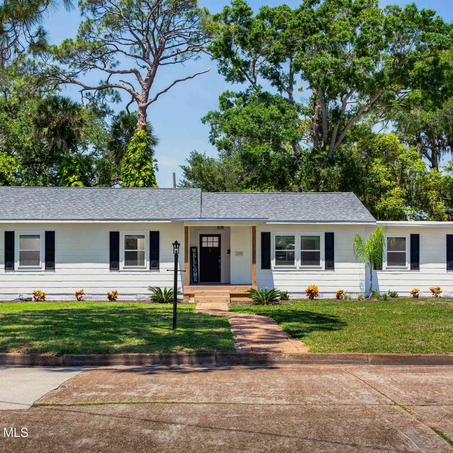 Homes For Sale - 1208 Indian River Avenue<br/> Titusville, FL 32780