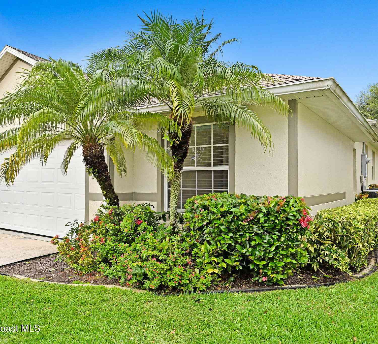 Homes For Sale - 521 Priscilla Place<br/> Merritt Island, FL 32953