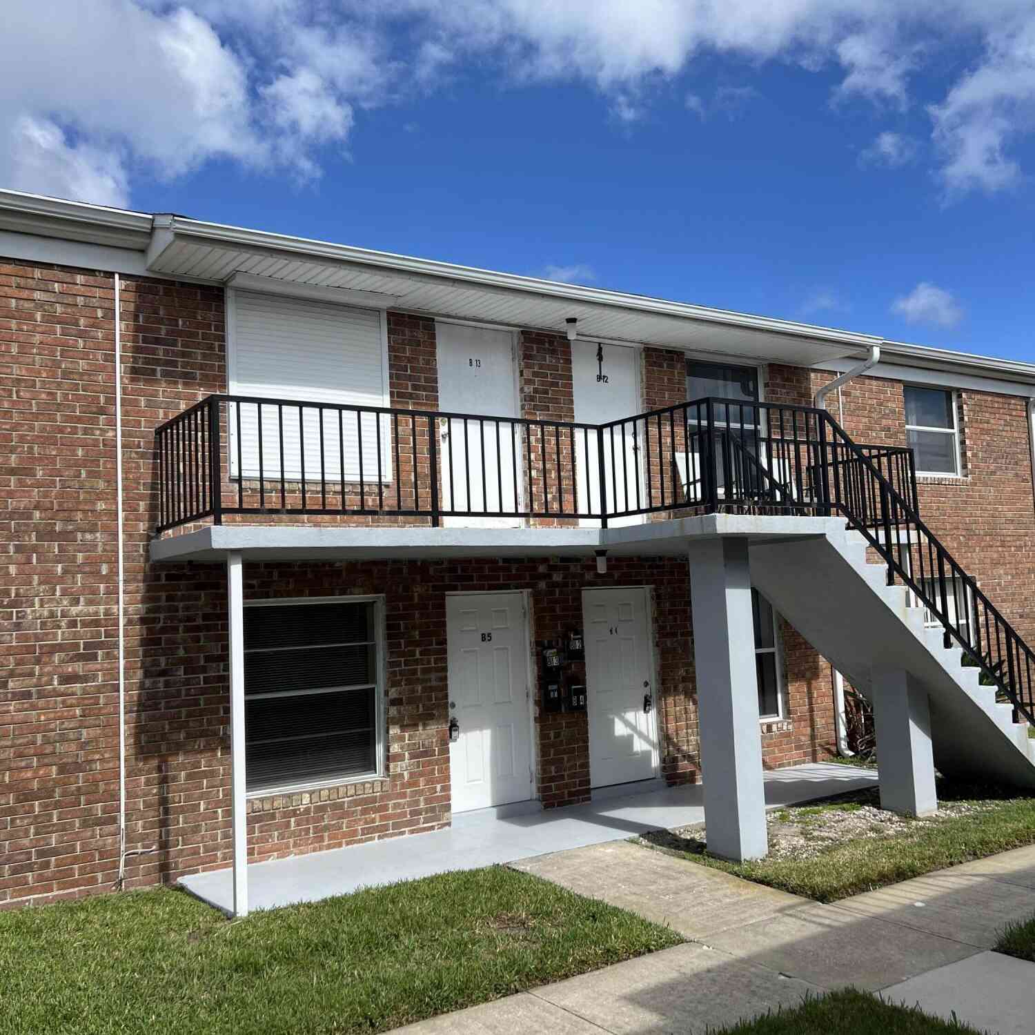 Condo For Rent - 190 E Olmstead Drive #B5<br/> Titusville, FL 32780