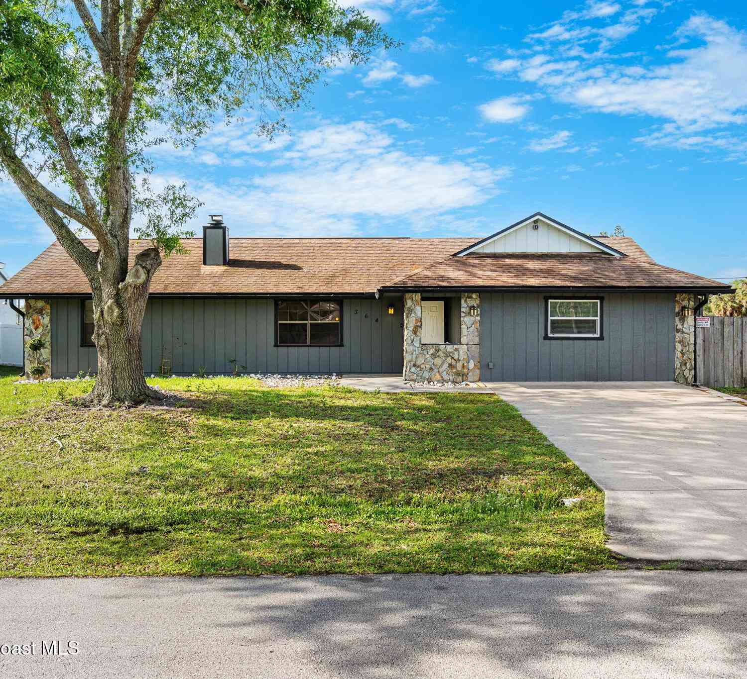 Homes For Sale - 364 Hatcher Street<br/> Palm Bay, FL 32909
