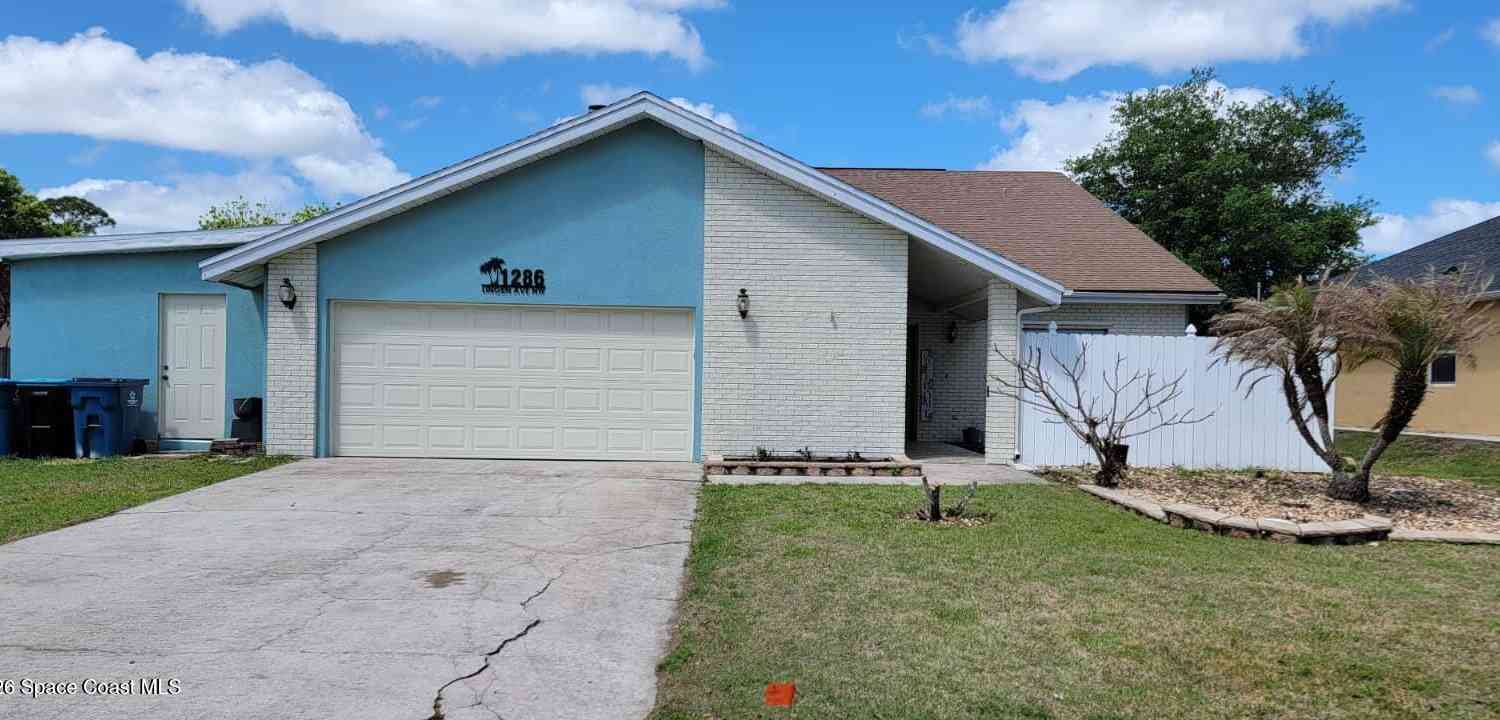 Homes For Sale - 1286 Lingen Avenue<br/> Palm Bay, FL 32907