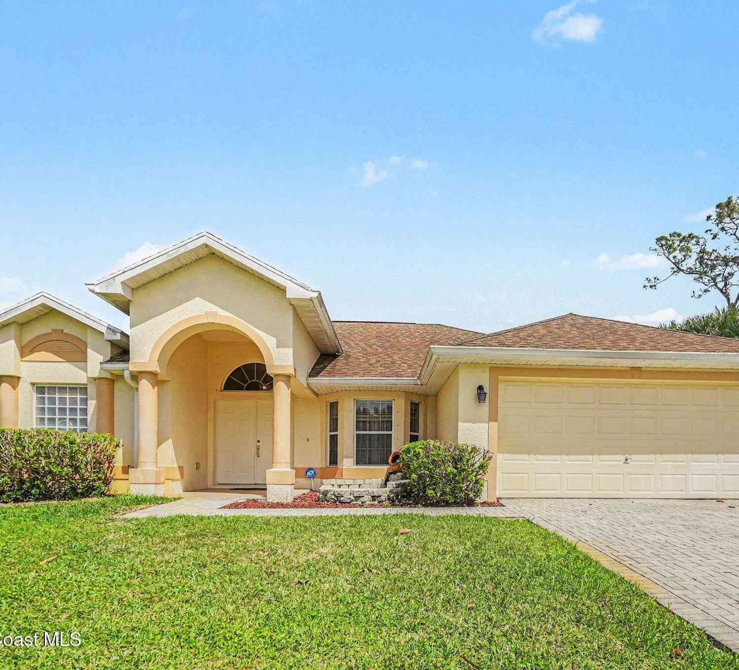 Homes For Sale - 835 Rebus Avenue<br/> Palm Bay, FL 32908