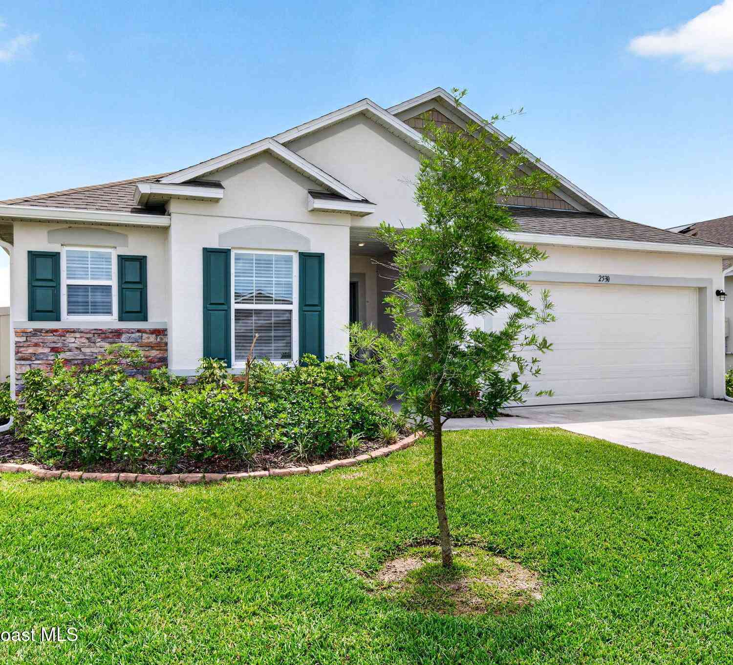 Homes For Sale - 2530 Roygaris Street<br/> Palm Bay, FL 32907