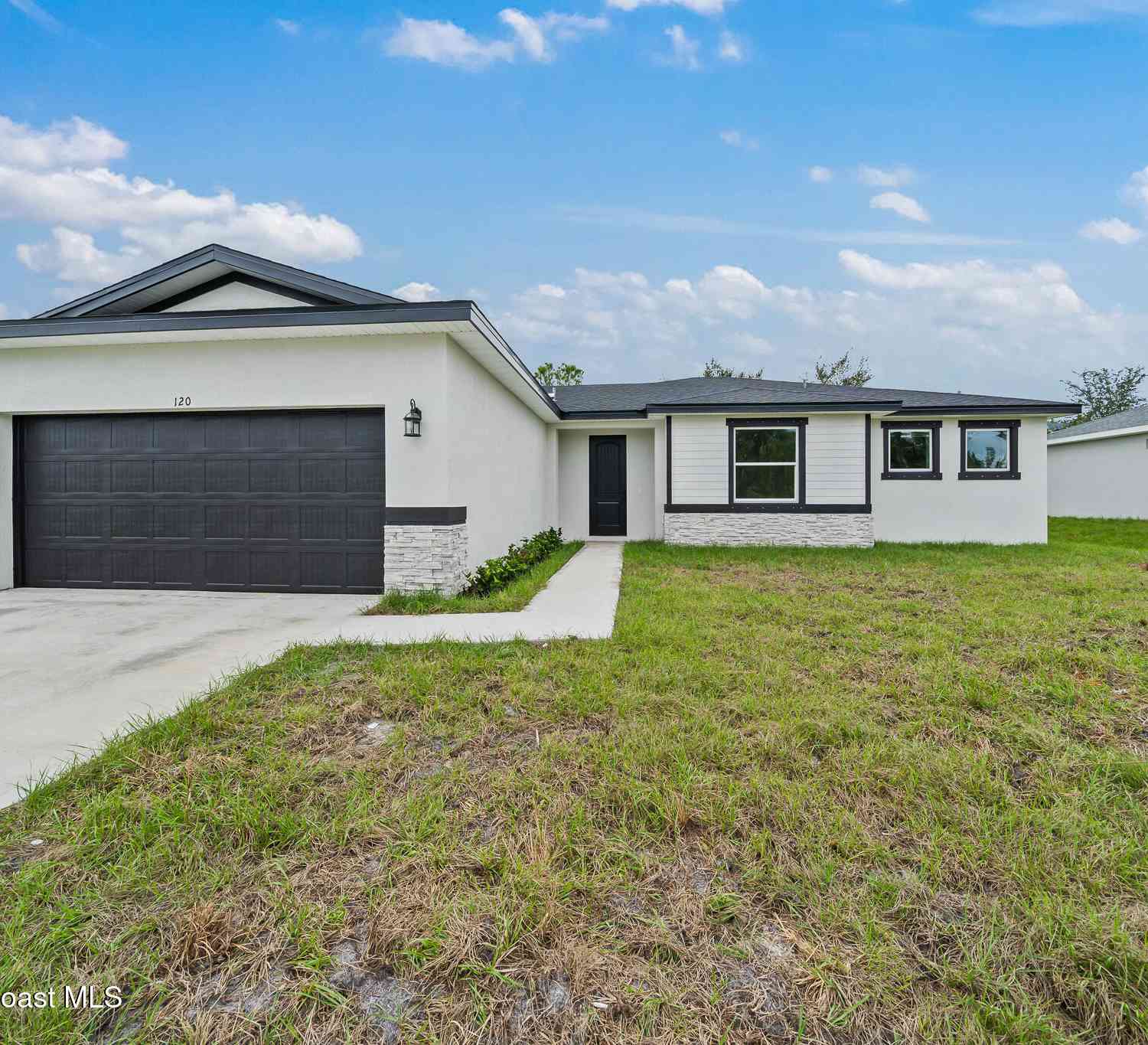 Homes For Sale - 1560 Hamilton Avenue<br/> Palm Bay, FL 32908