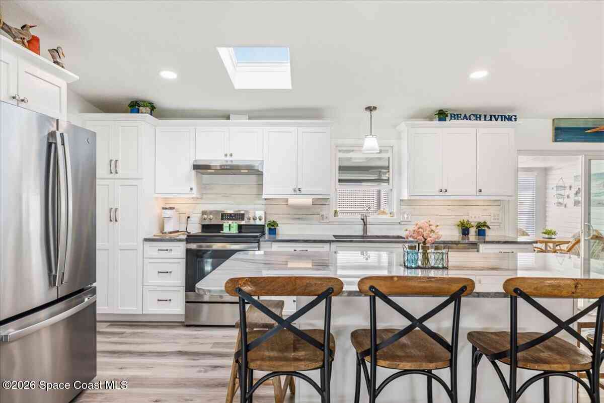 Mobile Home For Sale - 487 N Marlin Circle<br/> Barefoot Bay, FL 32976