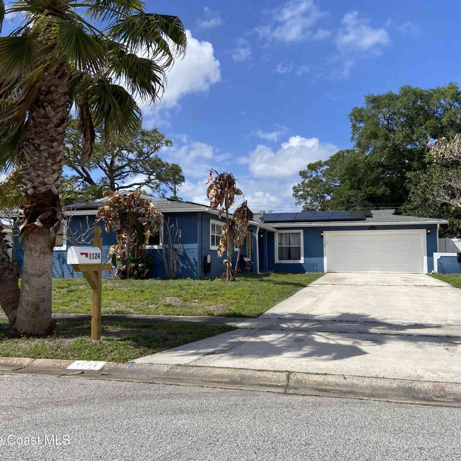 Homes For Sale - 1124 Manatee Drive<br/> Rockledge, FL 32955