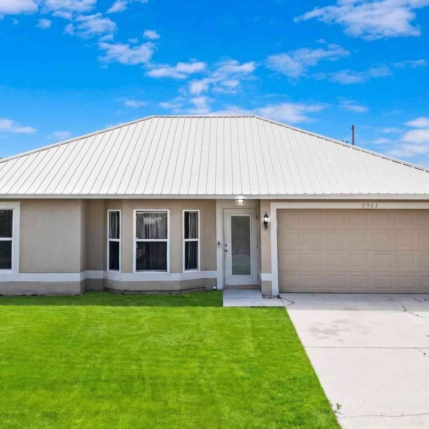 Homes For Sale - 2946 Herder Avenue<br/> Palm Bay, FL 32909
