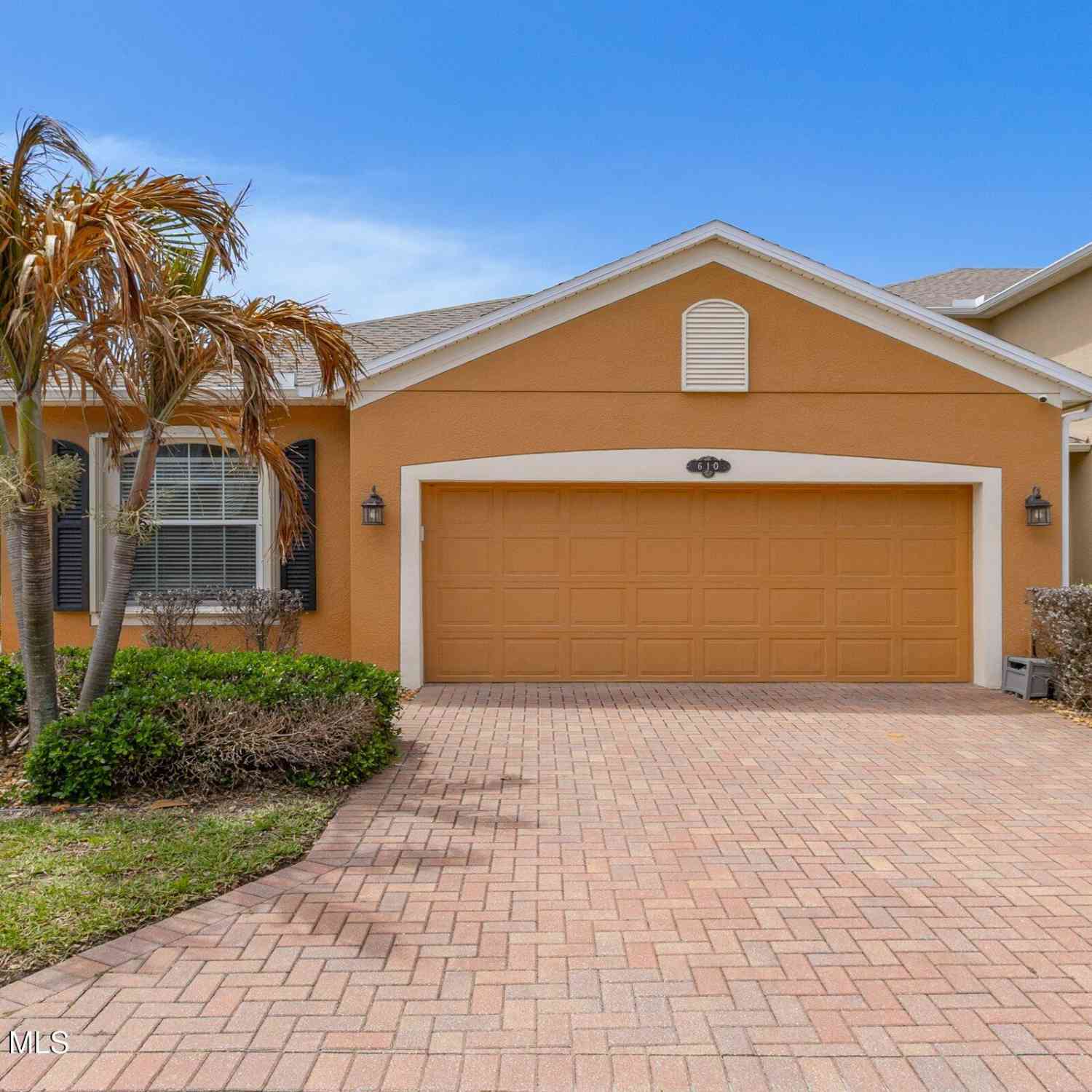 Townhouse For Sale - 610 Bismarck Way #60<br/> Melbourne, FL 32903