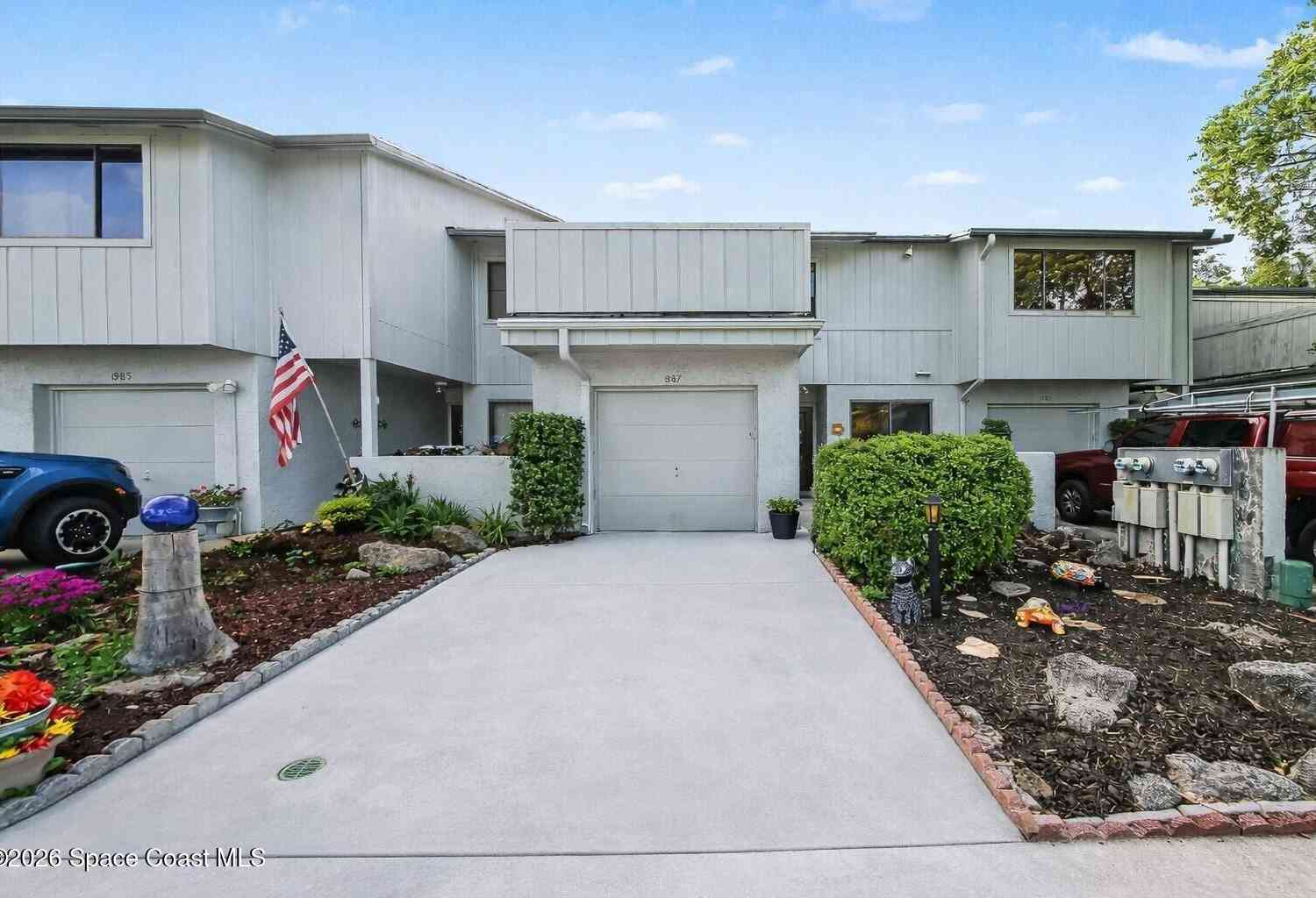 Townhouse For Sale - 1987 Dipol Courtway<br/> Brevard County, Titusville, FL 32780