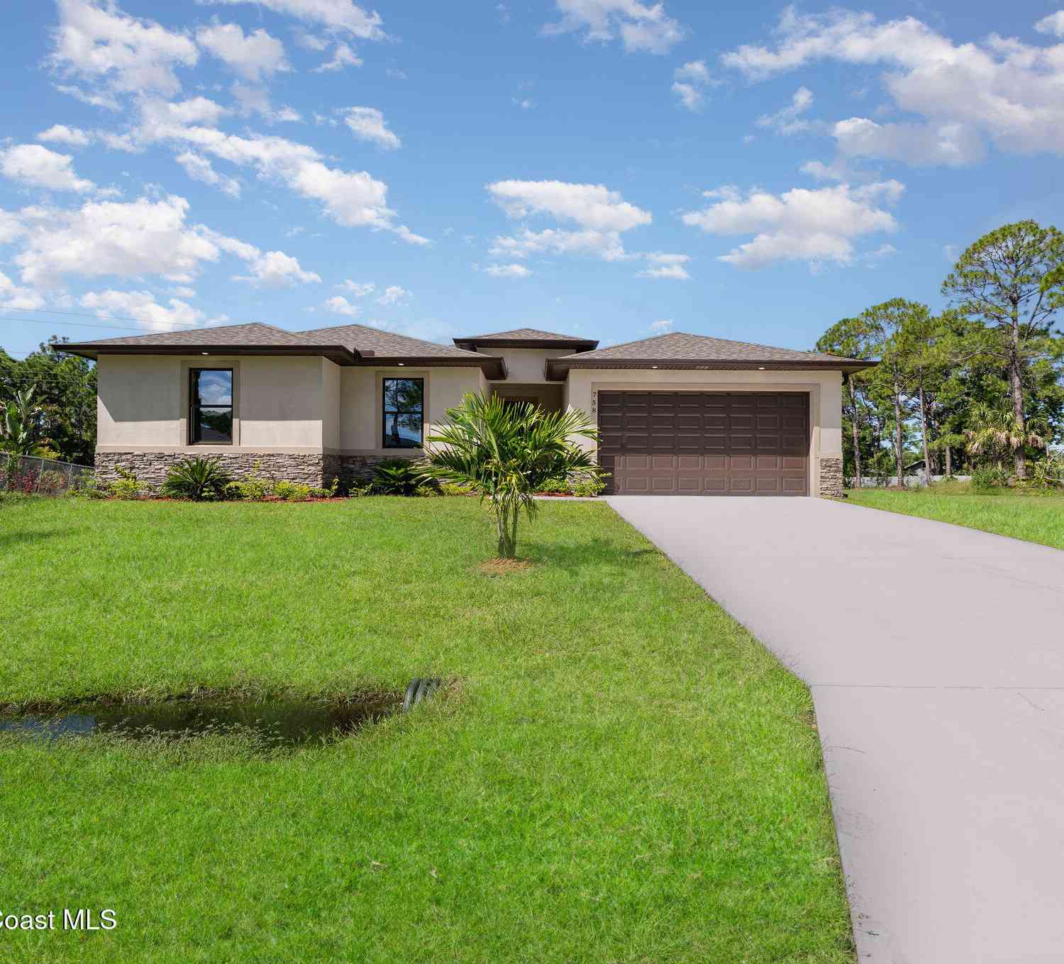 Homes For Sale - 1049 Towhlen Street<br/> Palm Bay, FL 32909