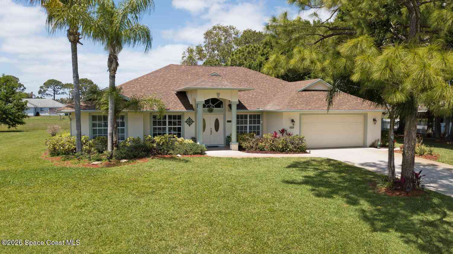 Homes For Sale - 3018 SE Dalhart Road<br/> Saint Lucie County, Port St. Lucie, FL 34952