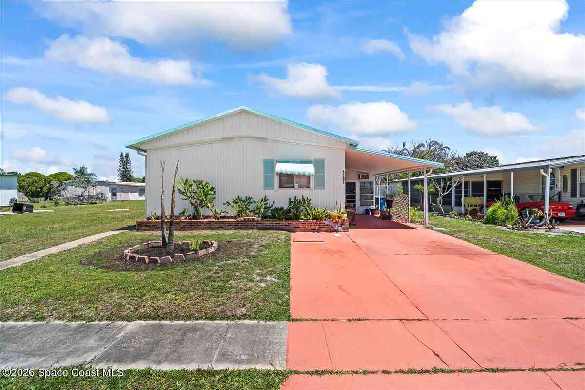 Mobile Home For Sale - 1797 Coco Plum Street<br/> Palm Bay, FL 32905