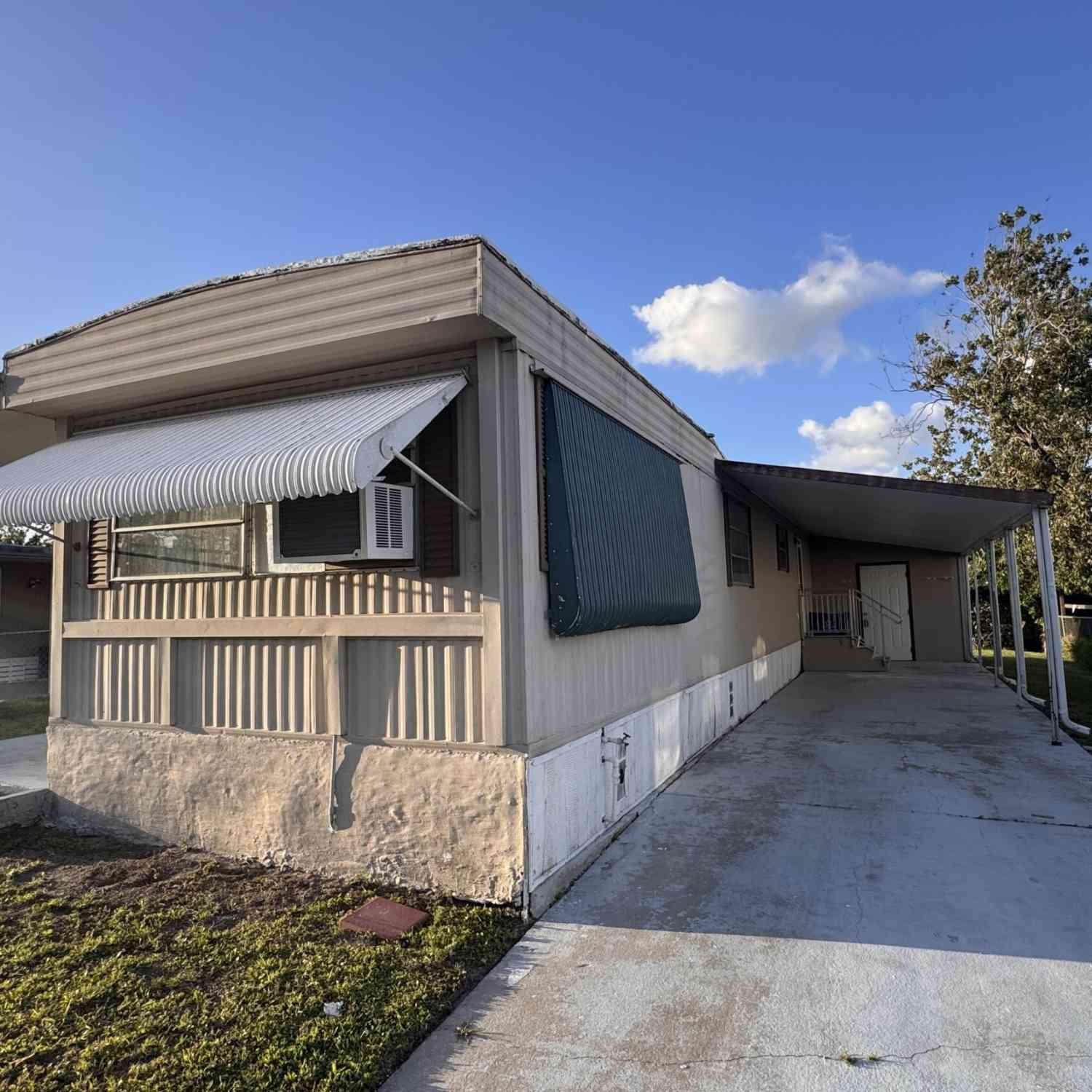 Mobile Home For Rent - 2522 Amberly Road<br/> Palm Bay, FL 32905