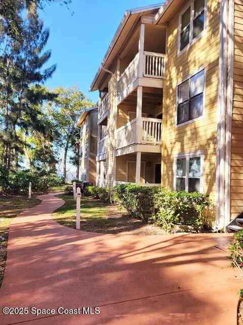 Condo For Rent - 225 S Tropical Trail #901<br/> Merritt Island, FL 32952
