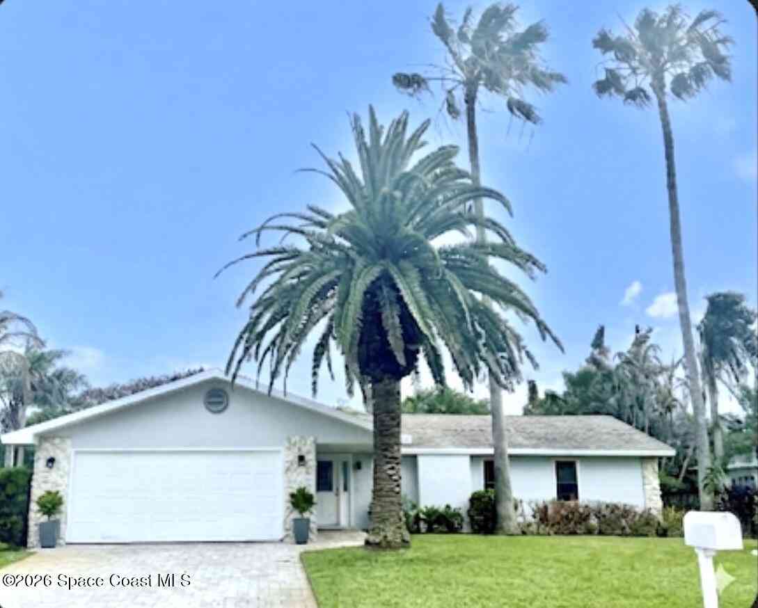 Homes For Sale - 401 3rd Avenue<br/> Melbourne Beach, FL 32951