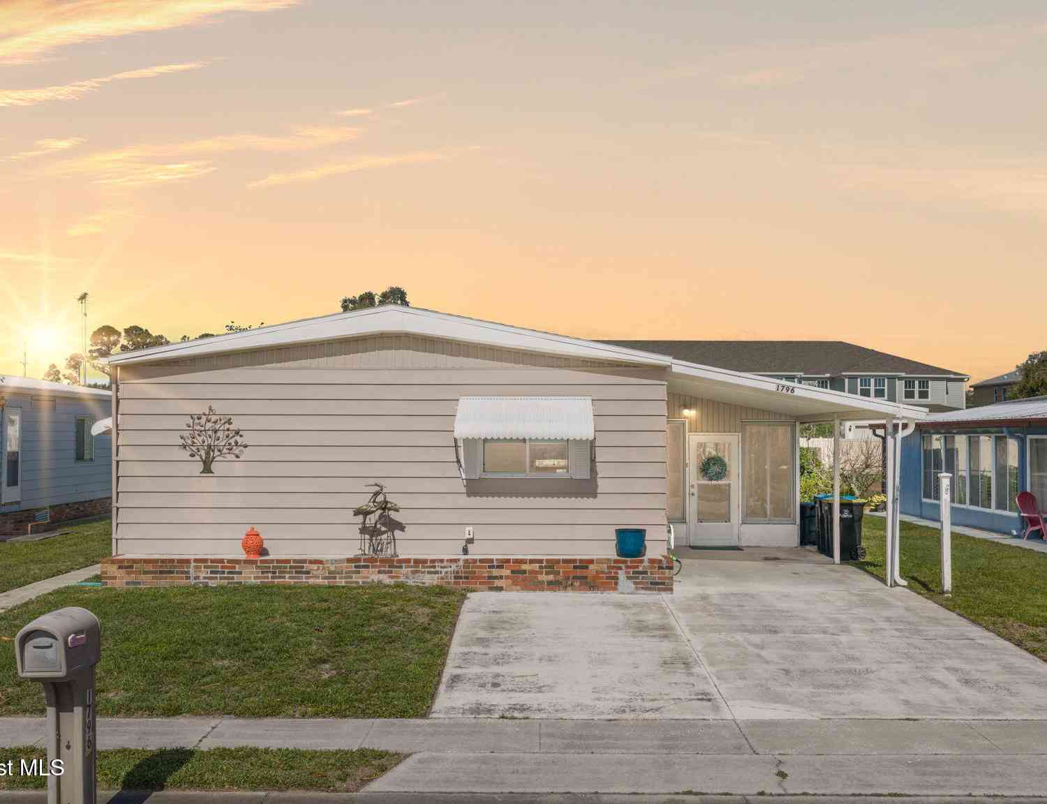 Mobile Home For Sale - 1796 Mango Street<br/> Palm Bay, FL 32905