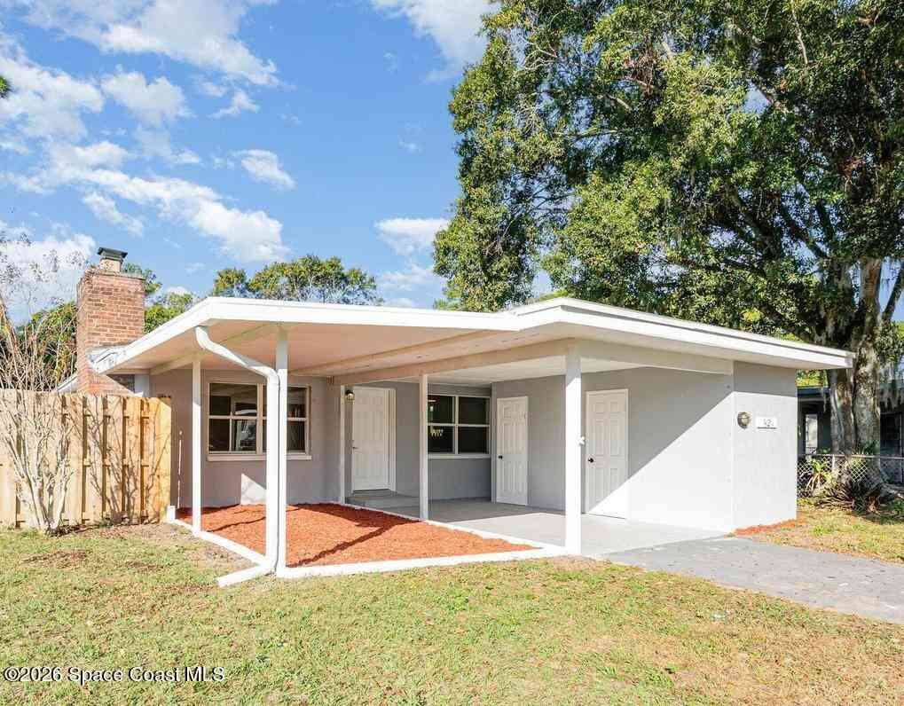 Homes For Sale - 621 S Georgia Avenue<br/> Cocoa, FL 32922
