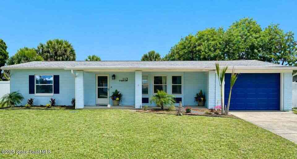 Homes For Sale - 113 W Leon Lane<br/> Cocoa Beach, FL 32931