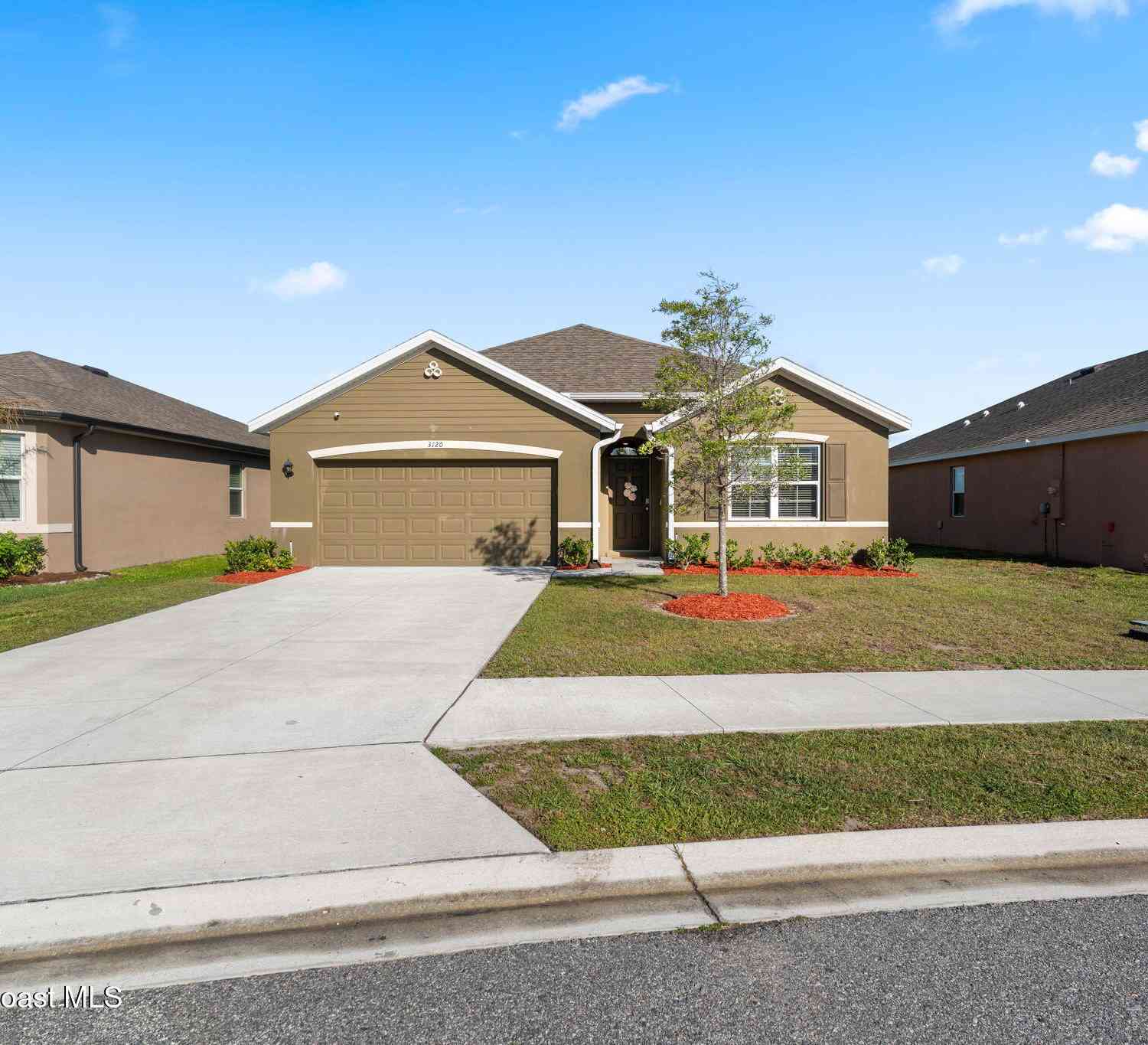 Homes For Sale - 3120 Burrowing Owl Drive<br/> Mims, FL 32754