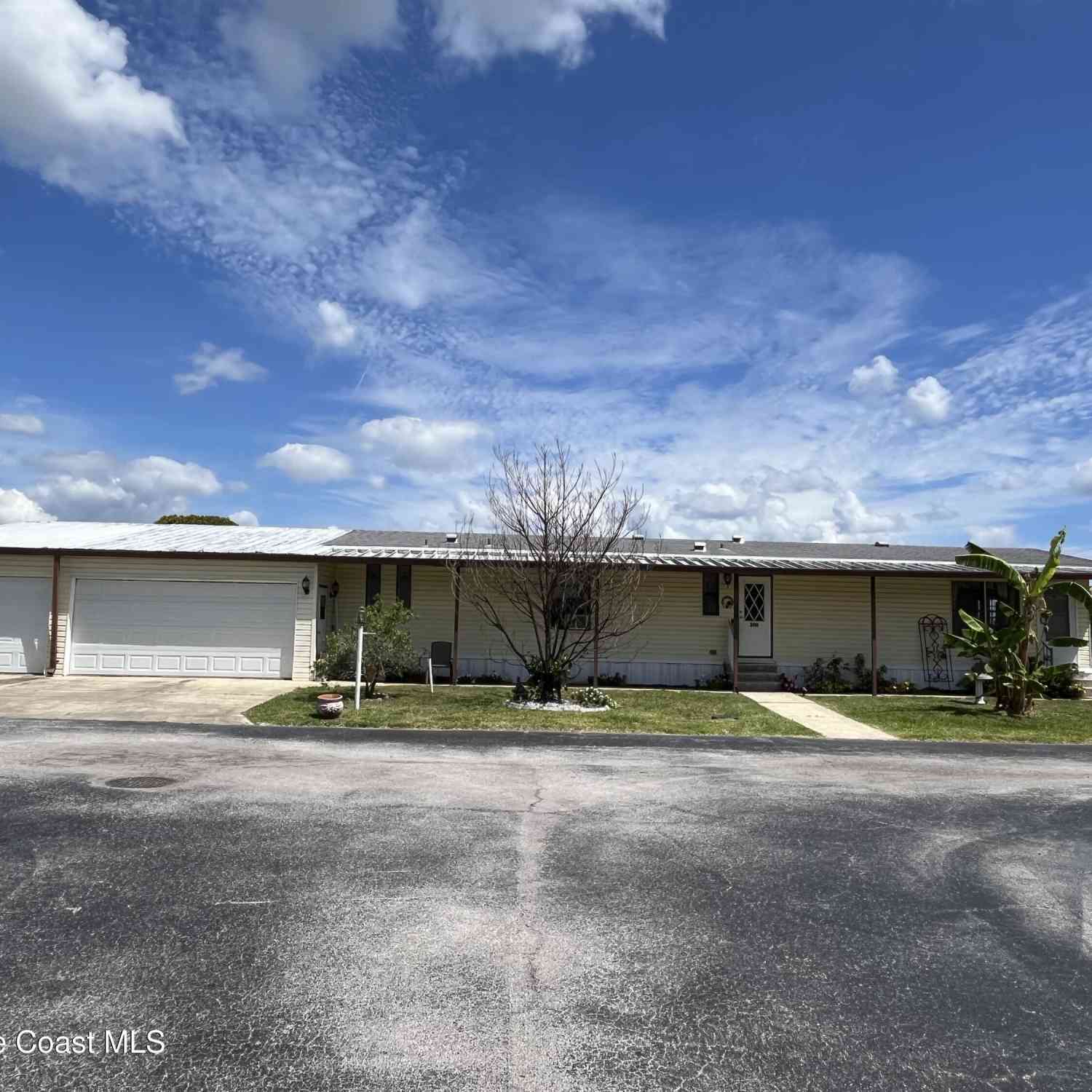 Mobile Home For Sale - 300 Bottlebrush Court<br/> Cocoa, FL 32926