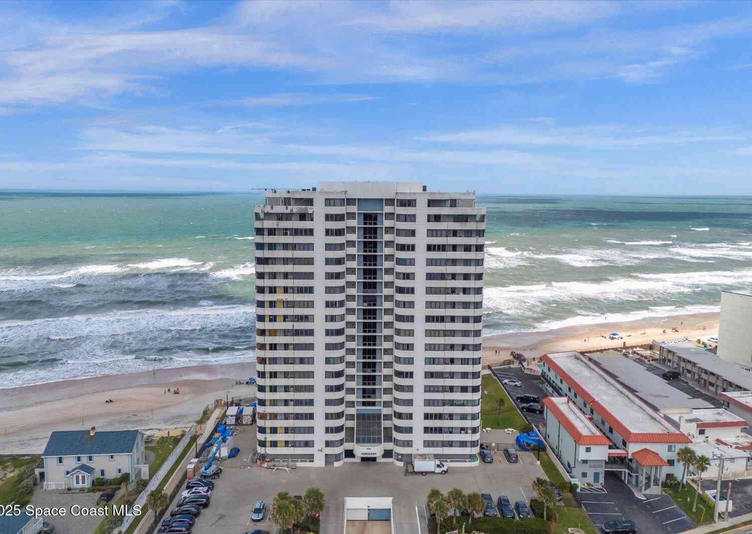 Condo For Sale - 1420 N Atlantic Avenue #302<br/> Daytona Beach, FL 32118