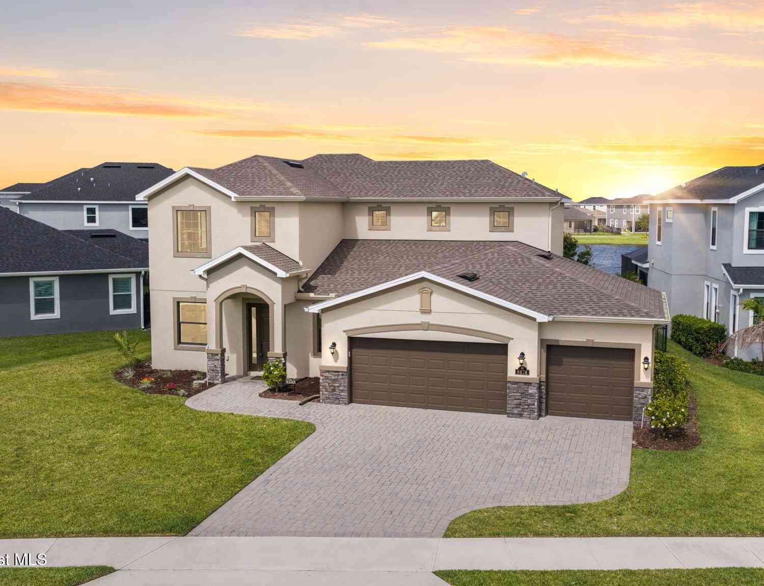 Homes For Sale - 8474 Catalissa Avenue<br/> Melbourne, FL 32940
