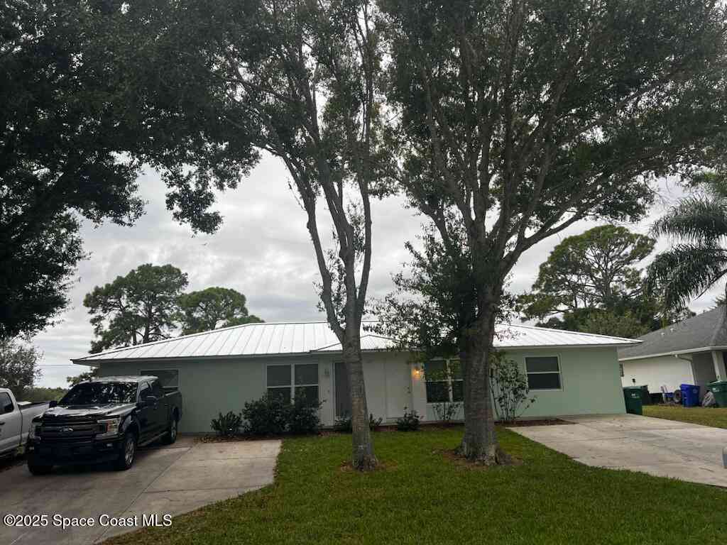 Multifamily For Rent - 357 Keen Terrace #AB<br/> Sebastian, FL 32958