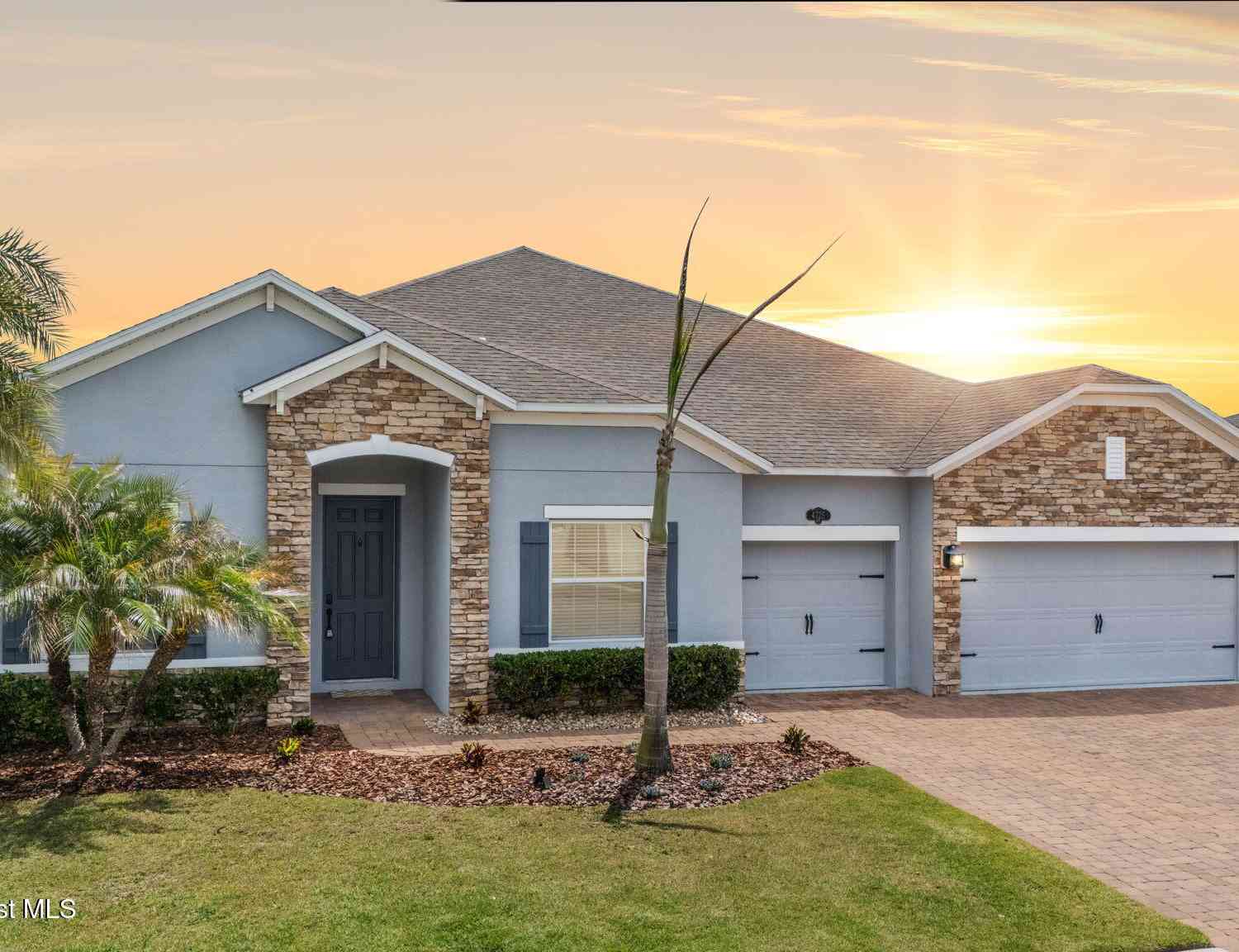 Homes For Sale - 4725 Hebron Drive<br/> Merritt Island, FL 32953