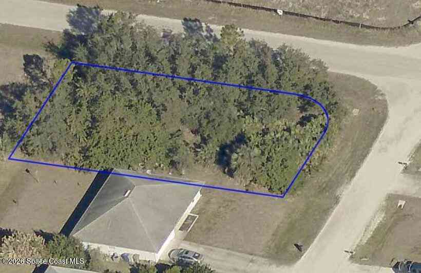 Vacant Land For Sale - 9085 103rd Court<br/> Vero Beach, FL 32967
