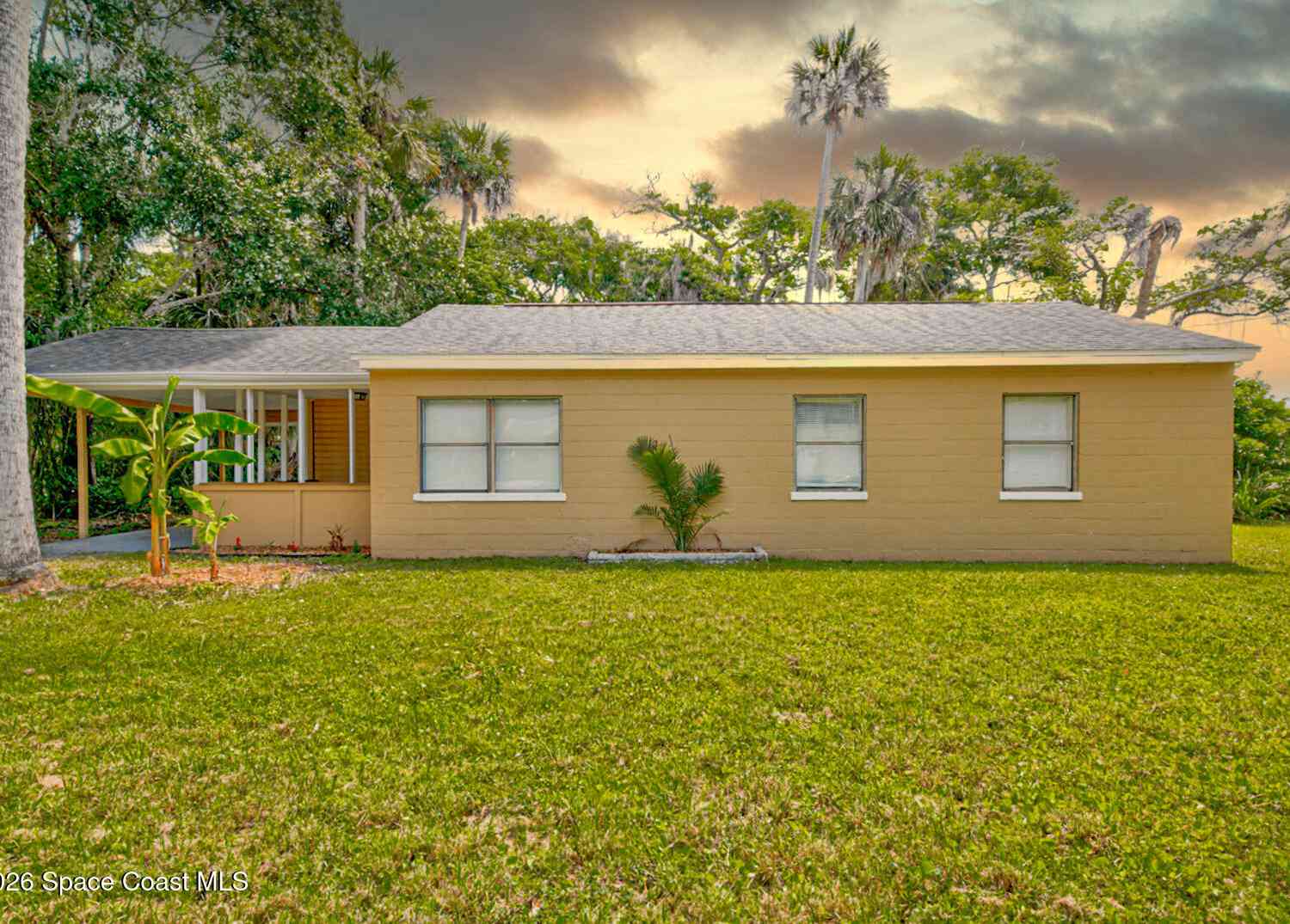 Homes For Sale - 212 Plumosa Drive<br/> Cocoa, FL 32922
