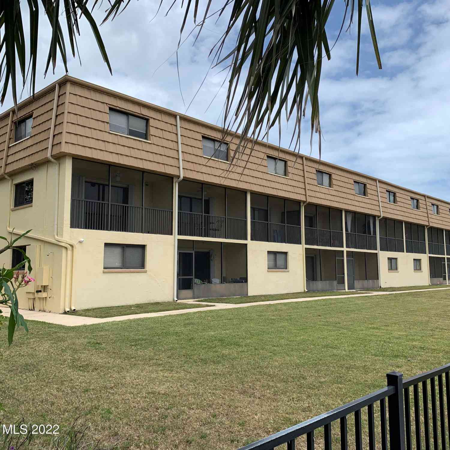 Condo For Rent - 7101 Ridgewood Avenue #203<br/> Cape Canaveral, FL 32920
