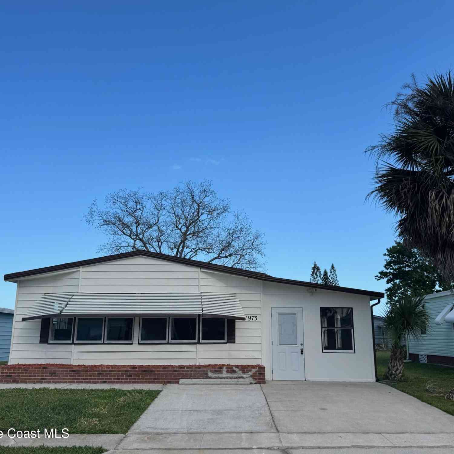 Mobile Home For Sale - 1973 Mango Street<br/> Palm Bay, FL 32905