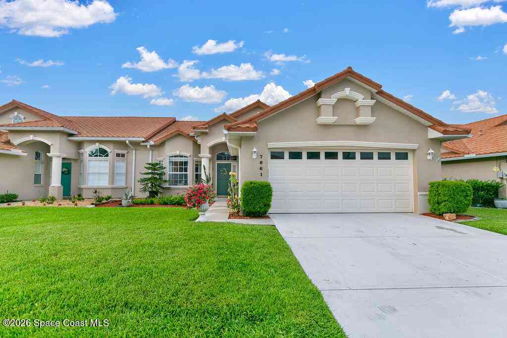 Homes For Sale - 7661 Candlewick Drive<br/> Melbourne, FL 32940
