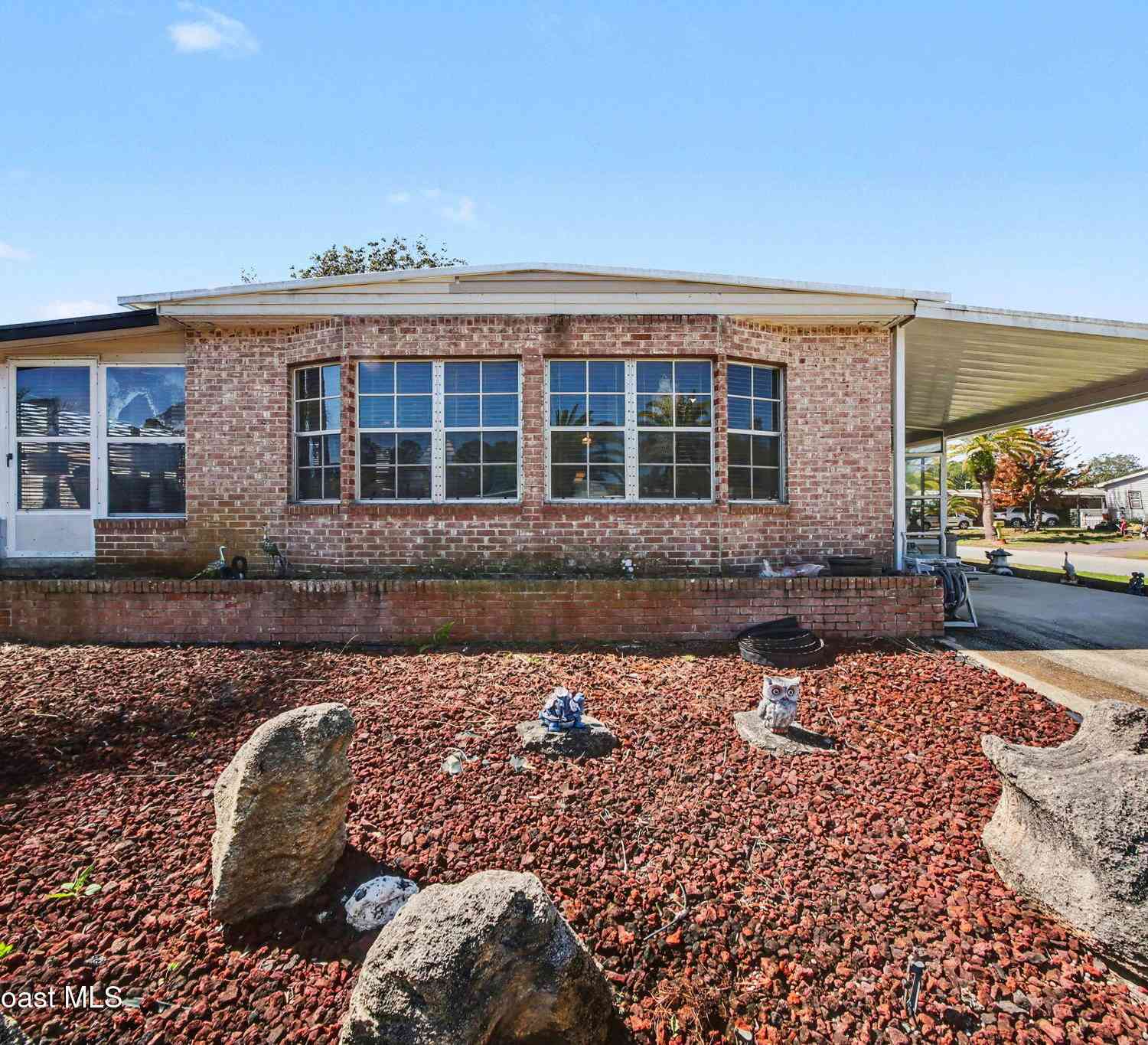Mobile Home For Sale - 732 Dove Avenue<br/> Port Orange, FL 32129