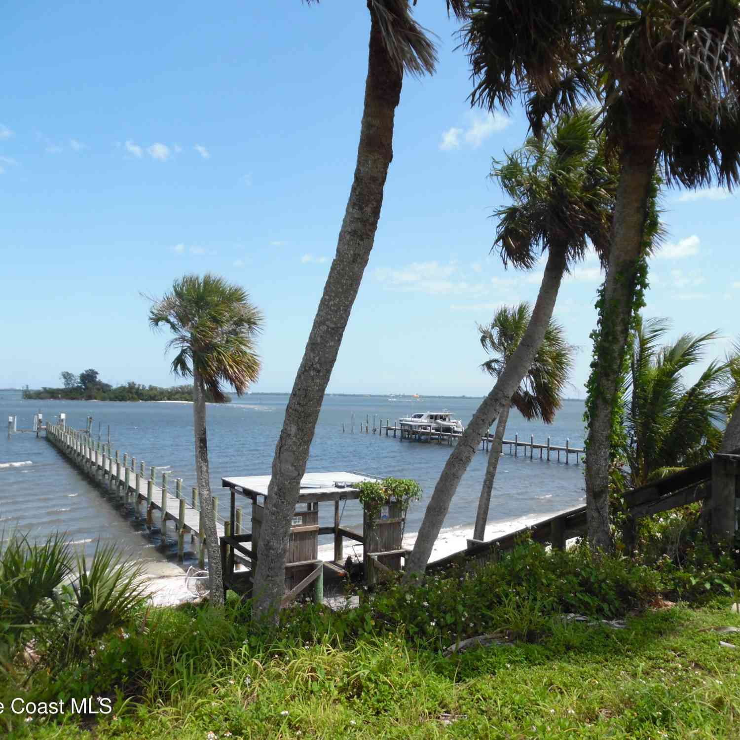 Mobile Home For Sale - 7492 Highway 1 #CODE<br/> Micco, FL 32976
