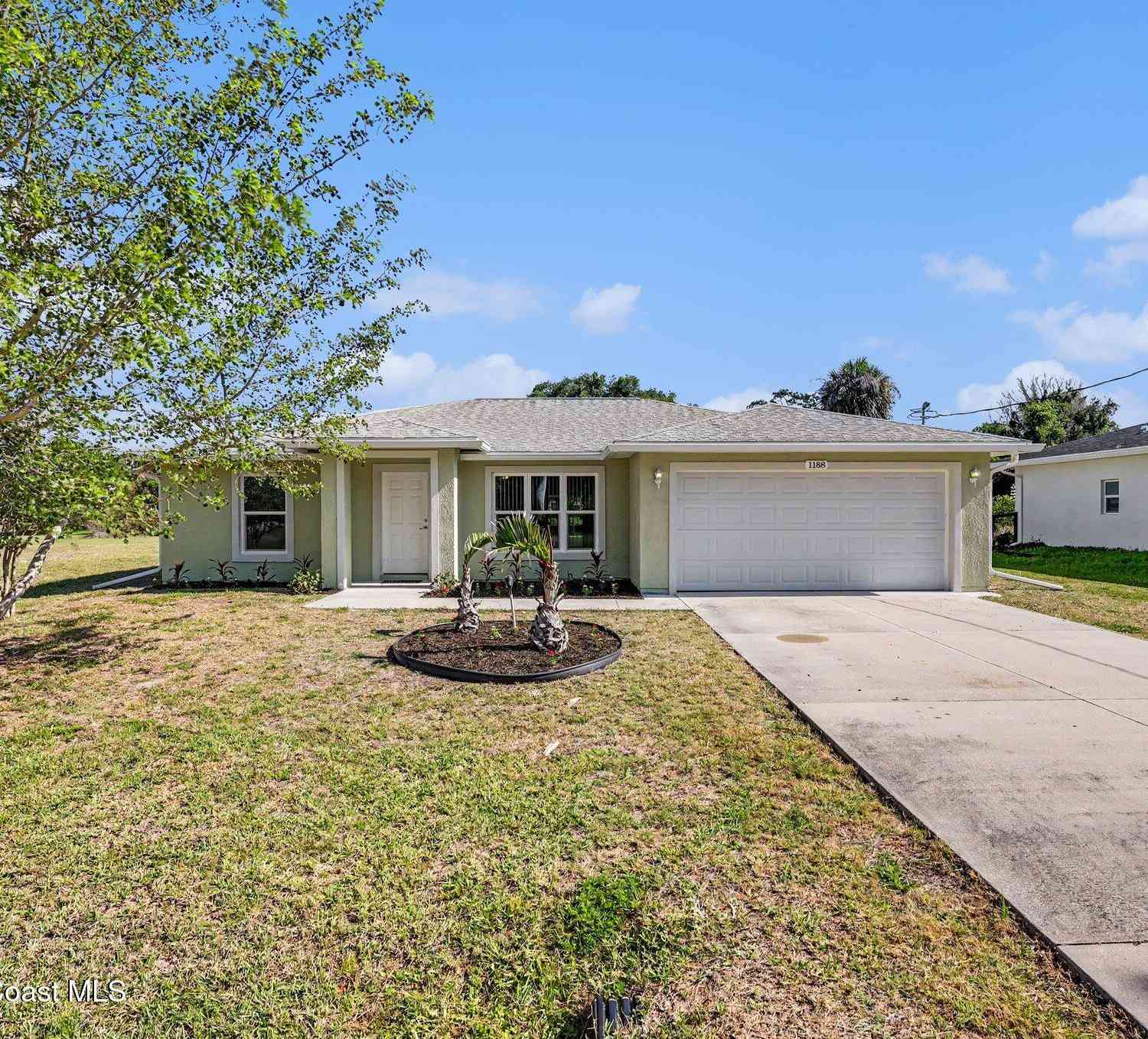 Homes For Sale - 1188/1182 Ver Circle<br/> Palm Bay, FL 32905