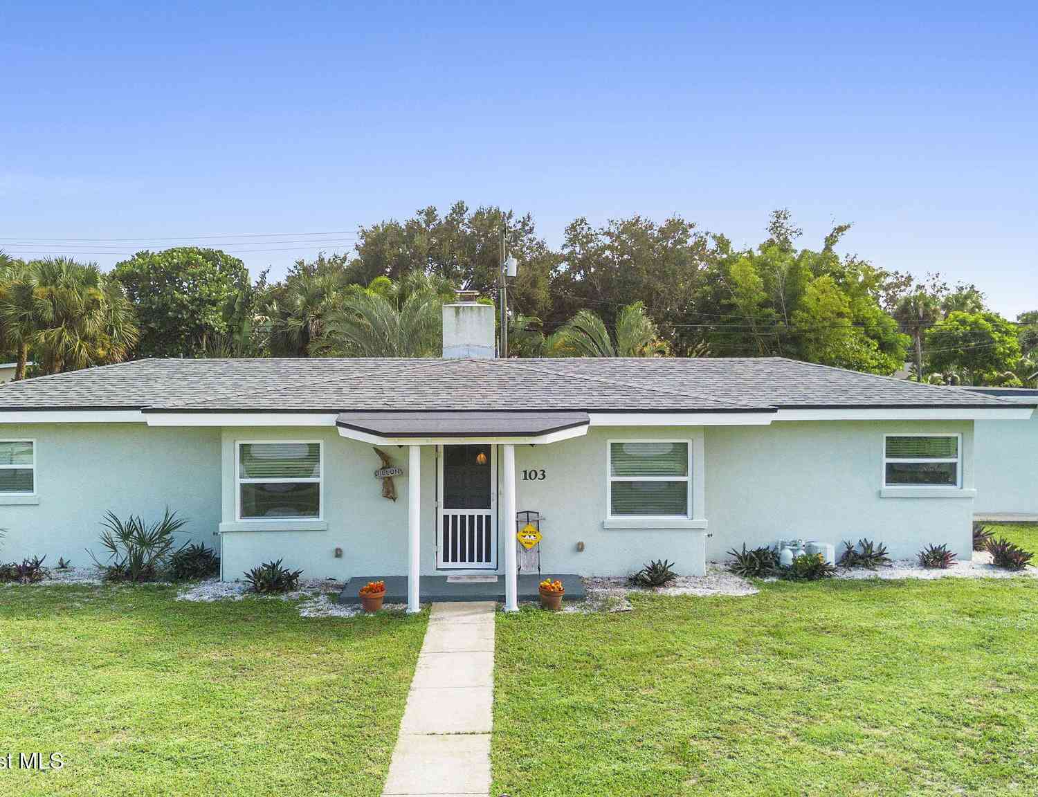 Homes For Sale - 103 E Avenue A<br/> Melbourne, FL 32901