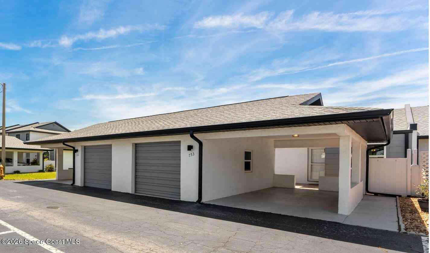 Townhouse For Sale - 753 Palm Springs Circle<br/> Indian Harbour Beach, FL 32937