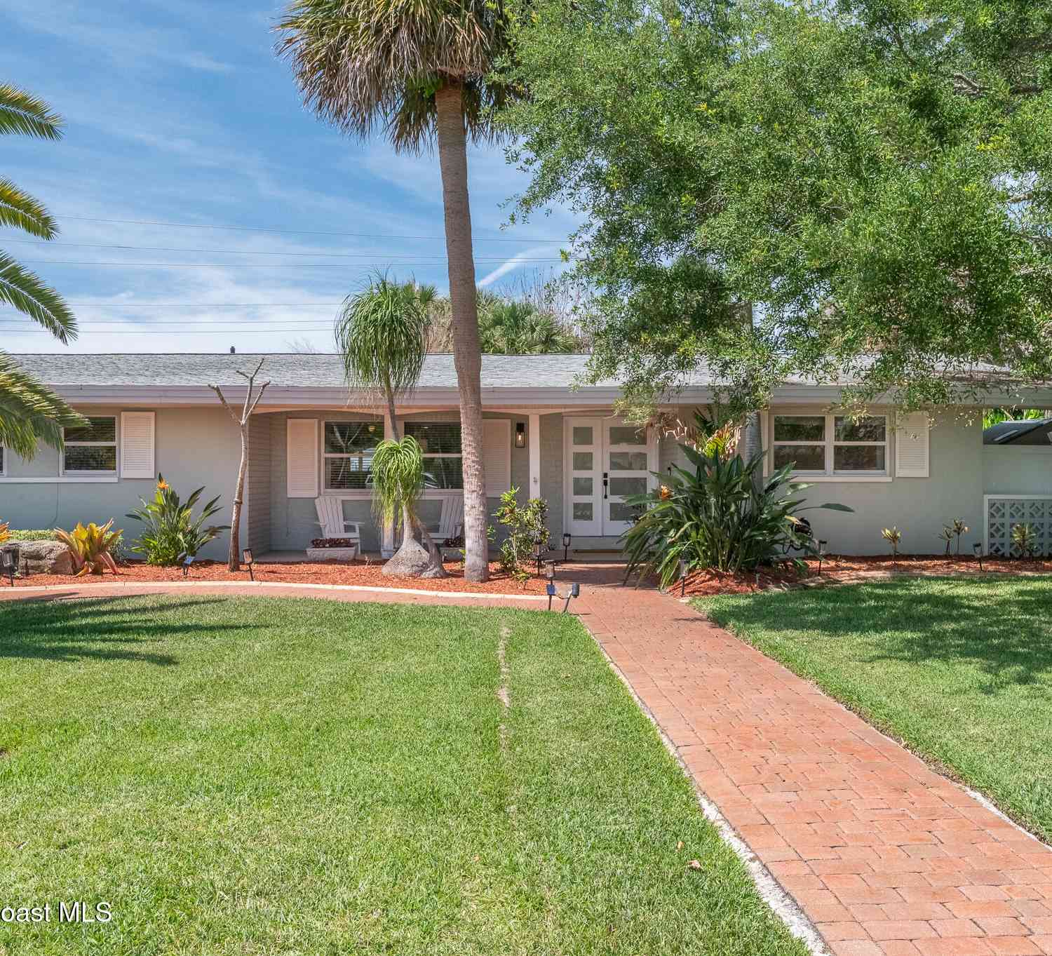 Homes For Sale - 230 Melbourne Avenue<br/> Indialantic, FL 32903