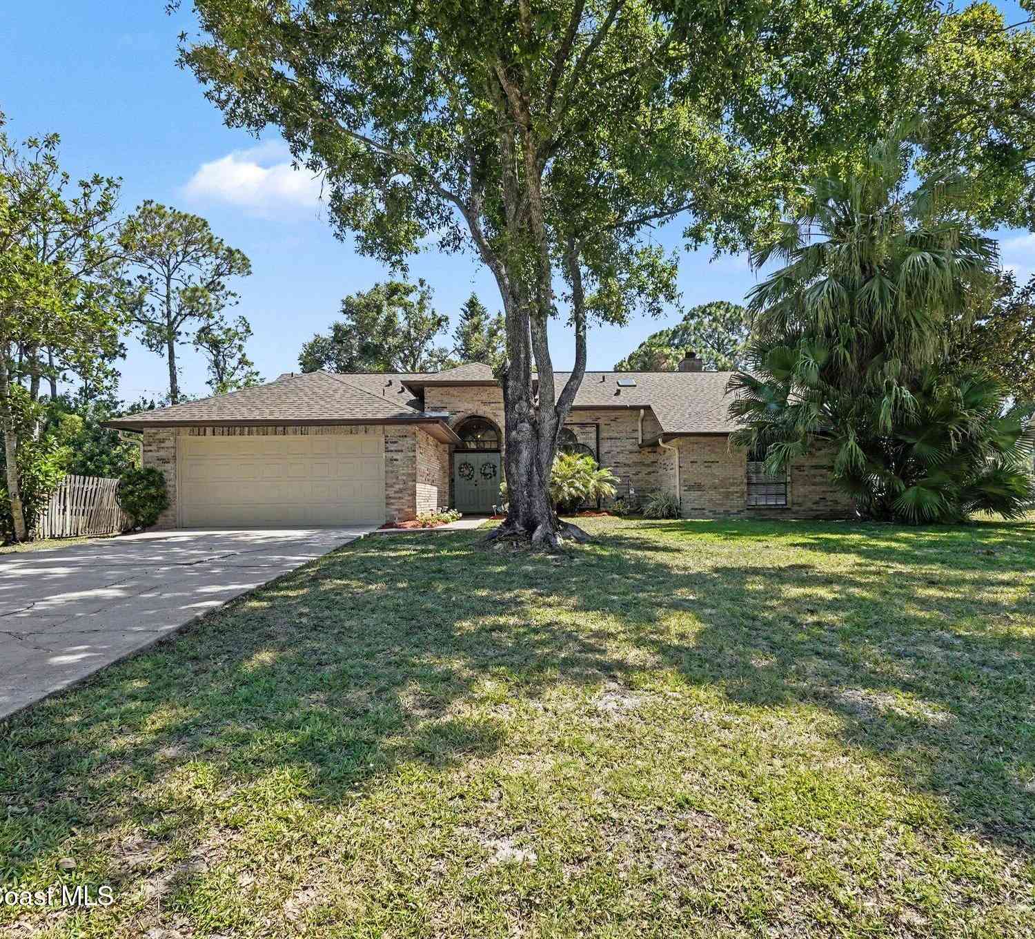 Homes For Sale - 175 Memory Lane<br/> Palm Bay, FL 32907