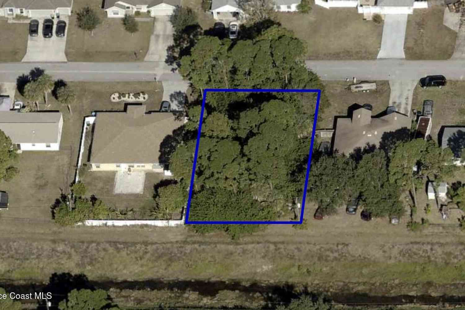 Vacant Land For Sale - 560 Bluefields Street<br/> Palm Bay, FL 32909