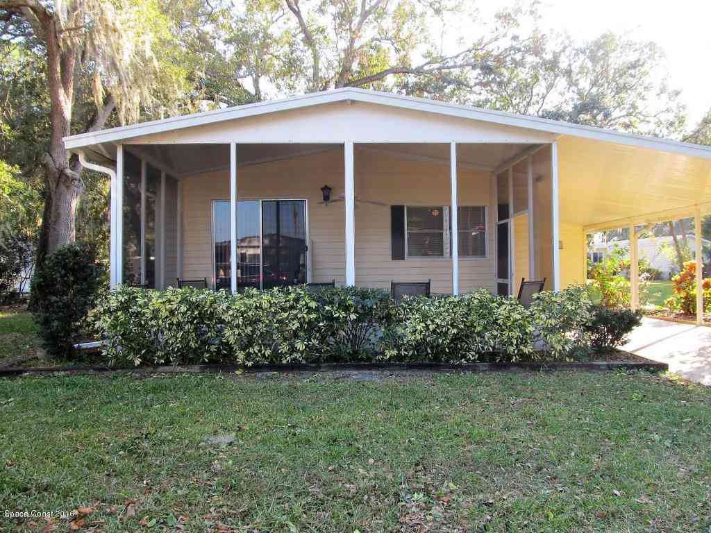 Mobile Home For Rent - 331 Holiday Park Boulevard<br/> Palm Bay, FL 32907