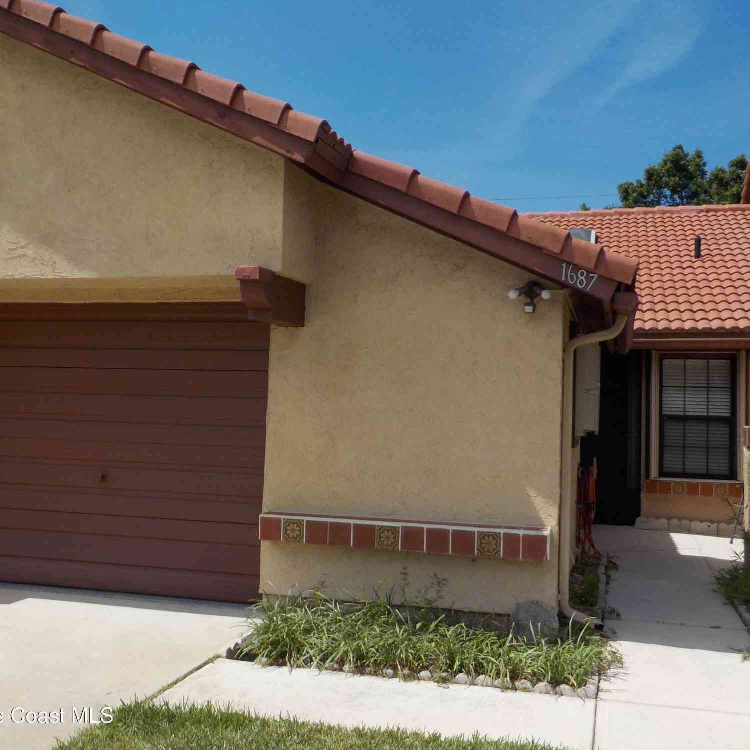 Townhouse For Rent - 1687 Avery Road<br/> Palm Bay, FL 32905