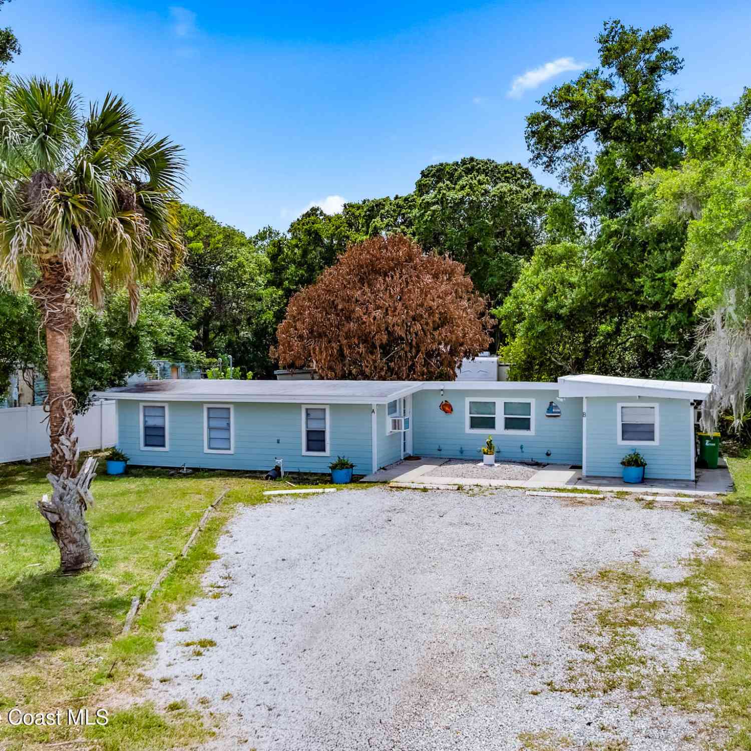 Homes For Sale - 329 Pineda Street<br/> Cocoa, FL 32922