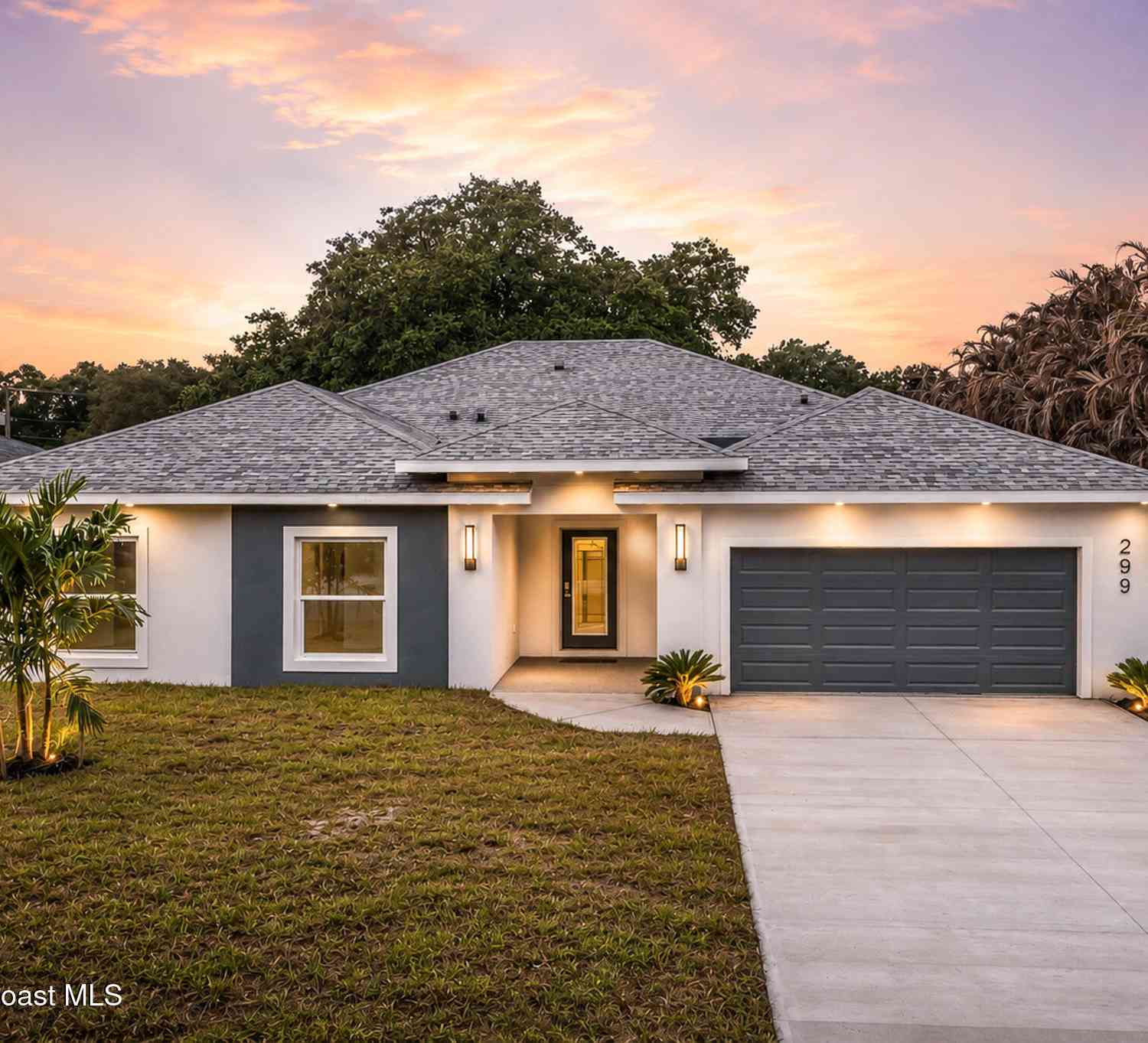 Homes For Sale - 299 Dorset Drive<br/> Brevard County, West Melbourne, FL 32904