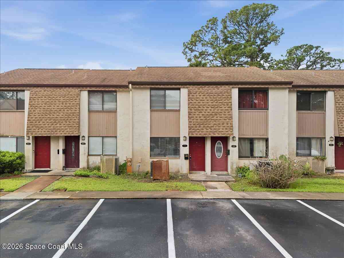 Townhouse For Sale - 4023 Mount Sterling Avenue<br/> Titusville, FL 32780