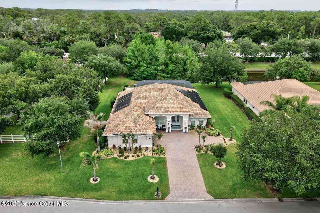 Homes For Sale - 8260 Meredith Place<br/> Vero Beach, FL 32968