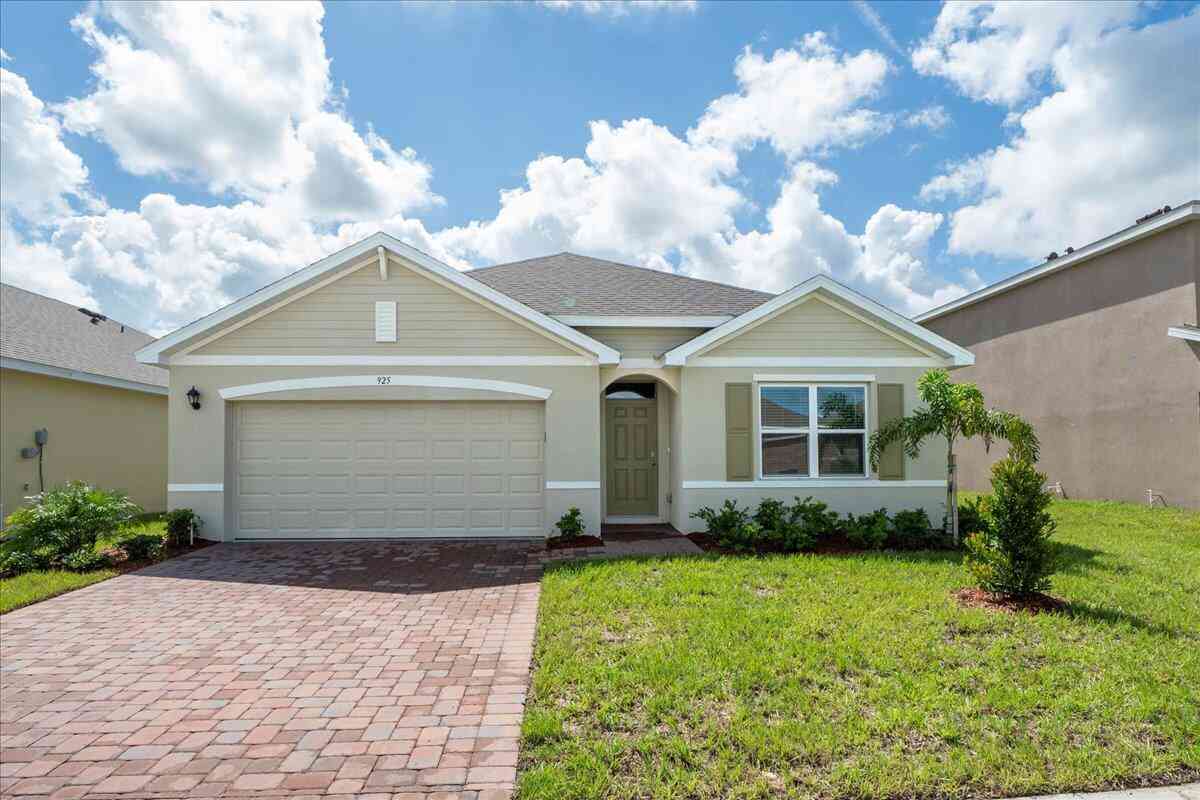 Homes For Rent - 925 Dugan Circle<br/> Palm Bay, FL 32909